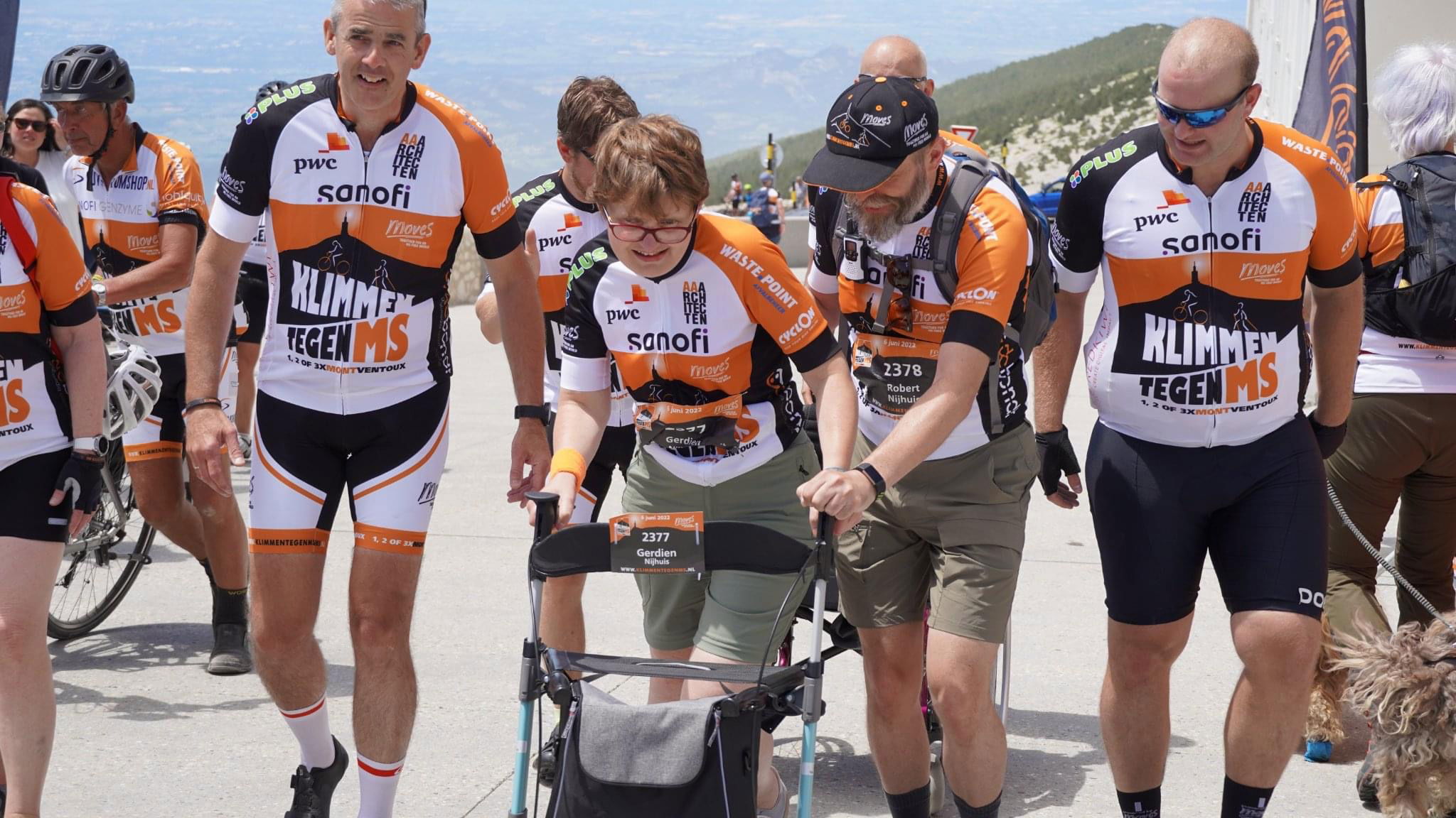 Laatste meters Mont Ventoux Gerdien en Mark Laponder